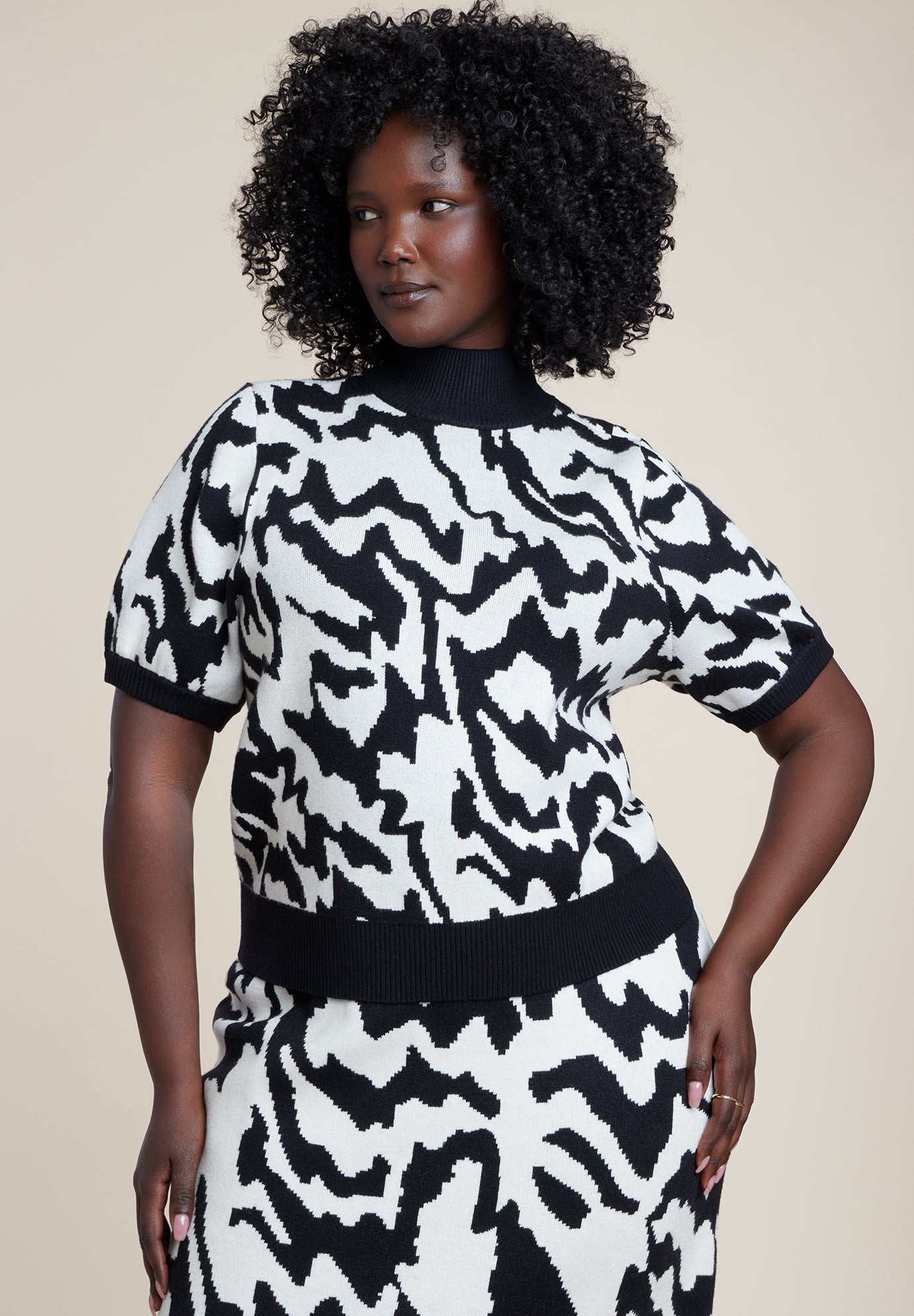 Cropped Intarsia Sweater image number 0