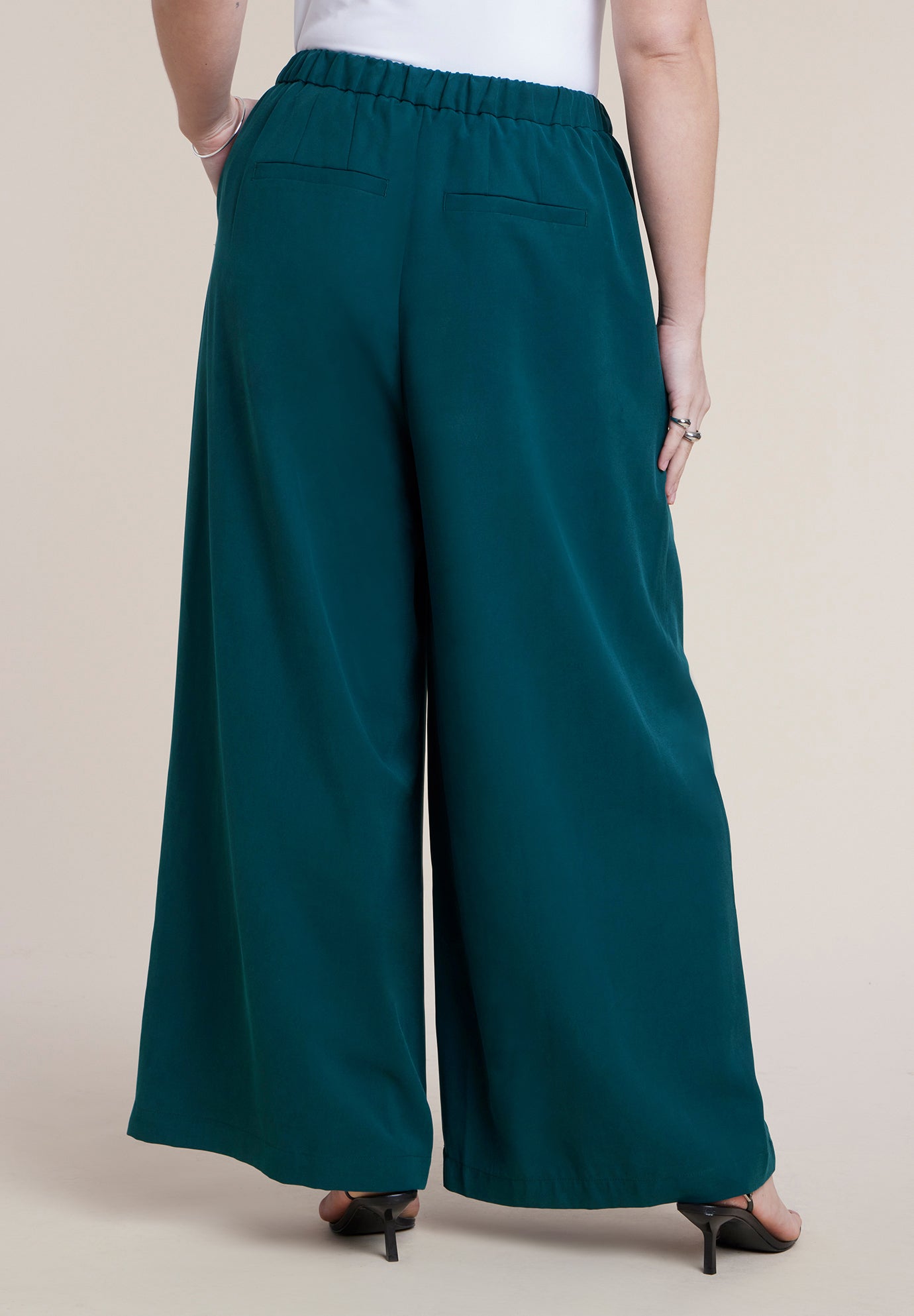 Pleated Wide-Leg Trouser image number 2