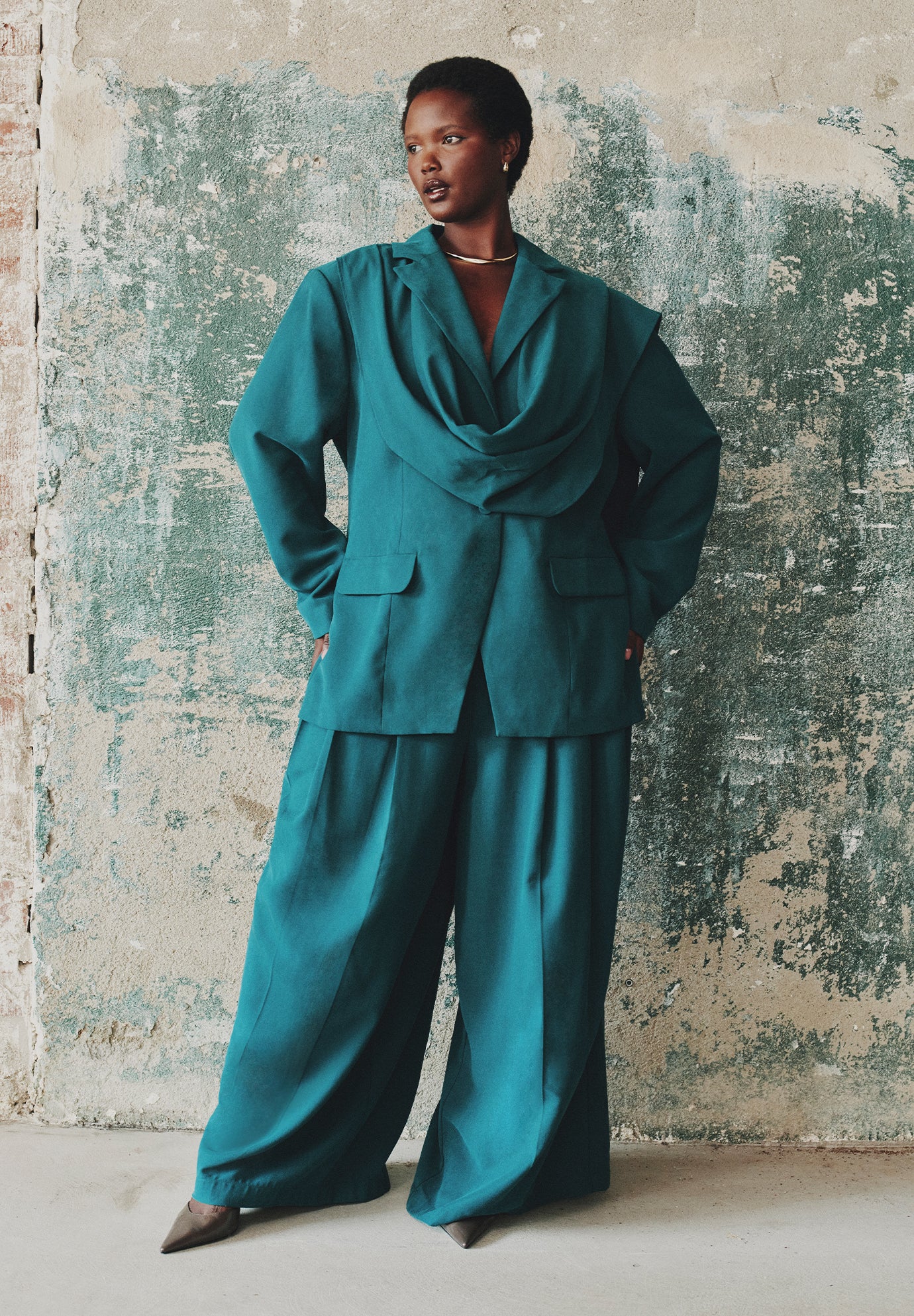 Pleated Wide-Leg Trouser image number 0