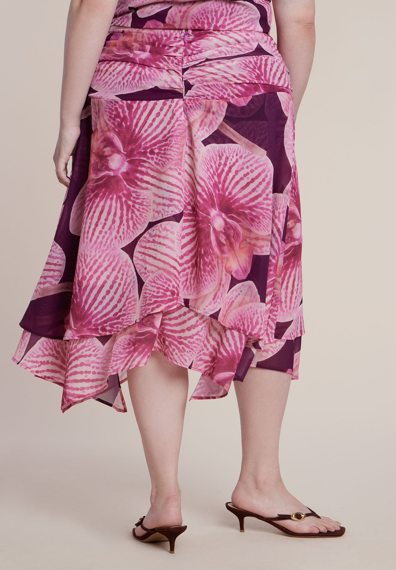 Asymmetric Shirred Midi Skirt image number 2