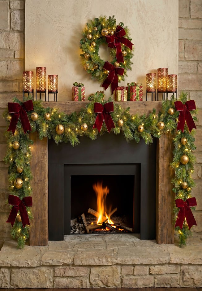 24" Pre-lit Jingle All the Way Wreath image number 3