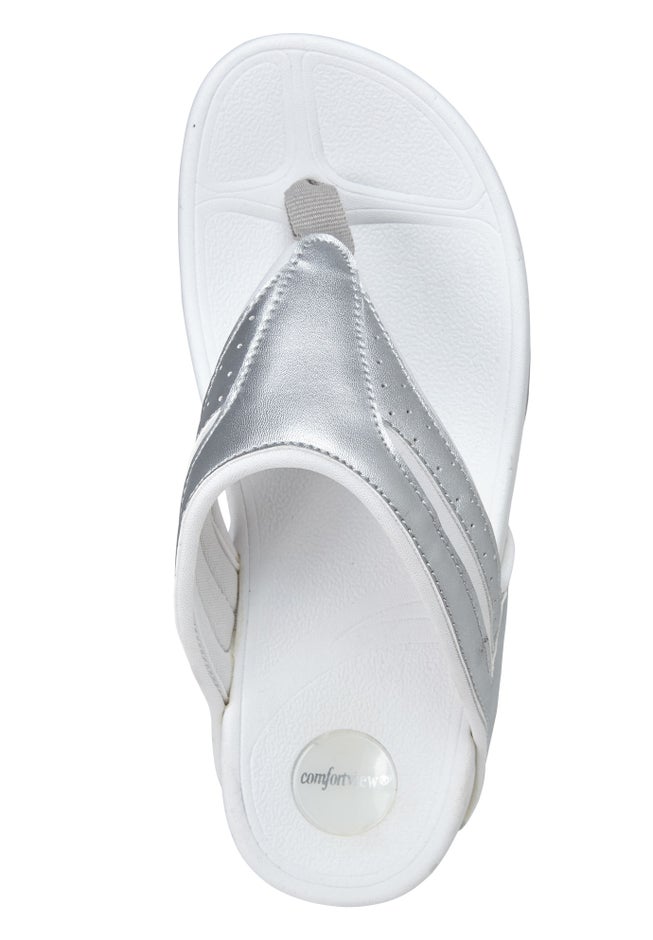 The Sporty Slip On Thong Sandal image number 4