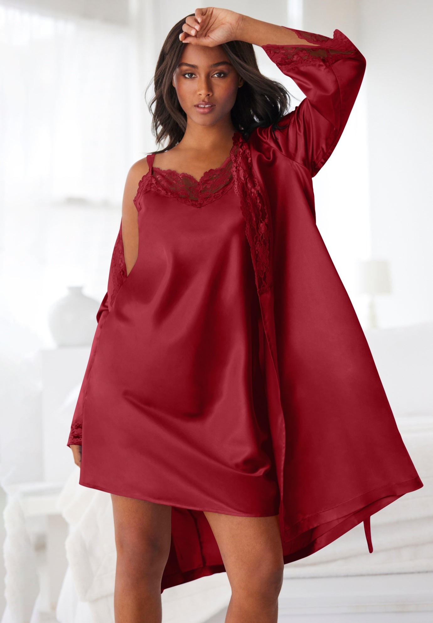 The Luxe Satin Short Peignoir Set image number 0