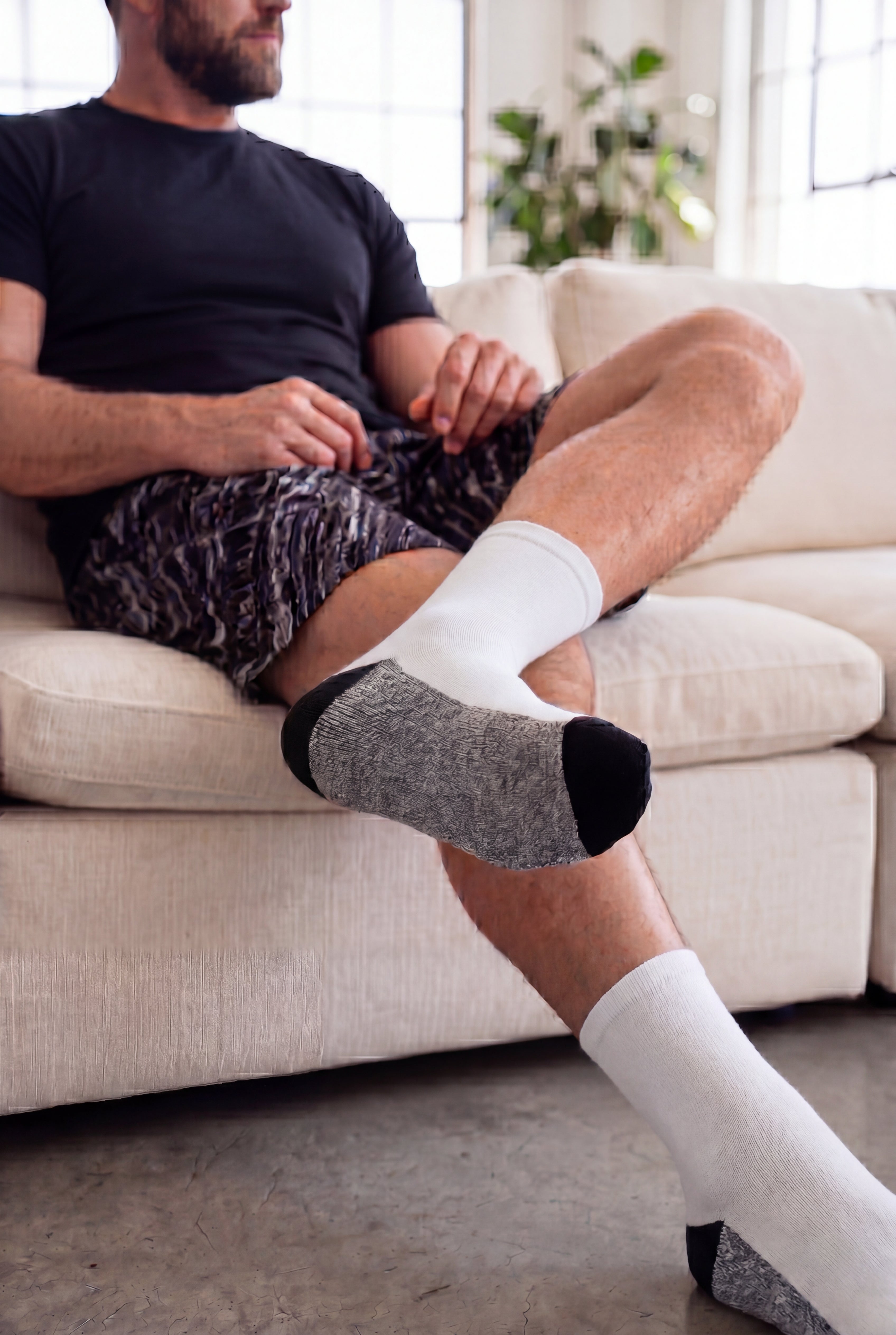 1/4" Length Cushioned Crew 6 Pack Socks image number 2