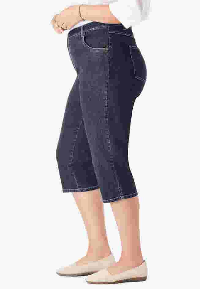 Womens Plus-Size Stretch Denim Five-Pocket Capri Jeans image number 2