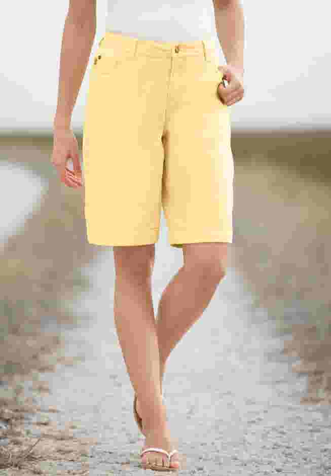 Stretch Denim Jean Bermuda Short image number 0